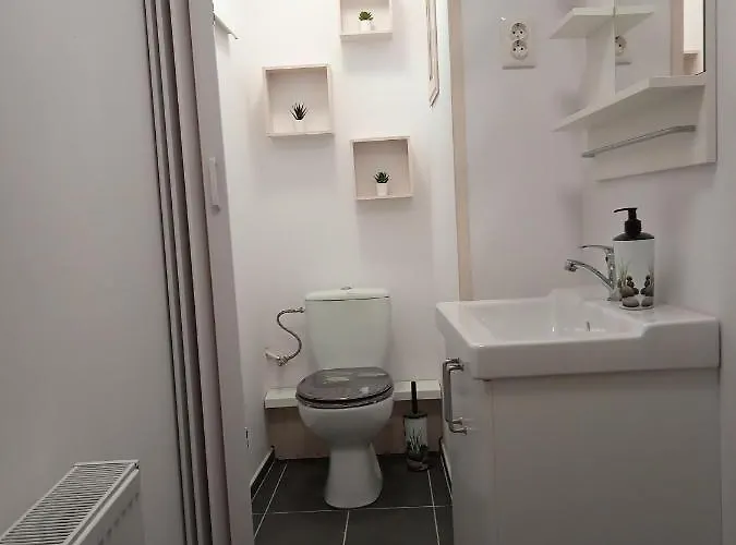 Apartament Zarda Utcai